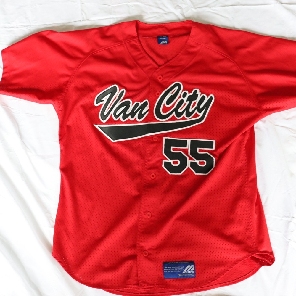 Mizuno Van City Red Jersey